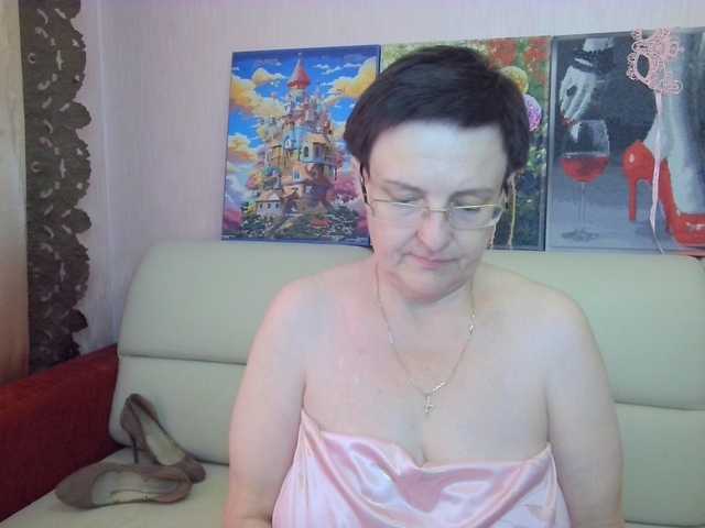 MargieEvansy online show from August 9, 11:44 am