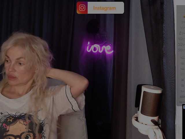 Margo77-1 online show from August 11, 7:21 am