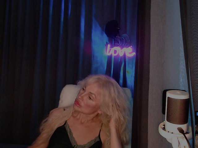 Margo77-1 online show from August 13, 5:54 am