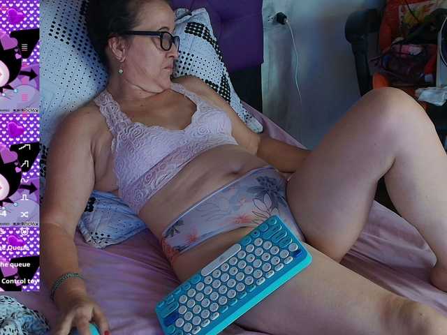 MargothClain online show from August 13, 3:59 pm