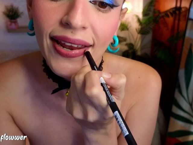 MariaFlowwer online show from July 25, 2:21 pm