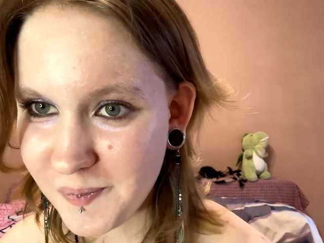 MaribelNemerofsky online show from August 7, 11:05 pm