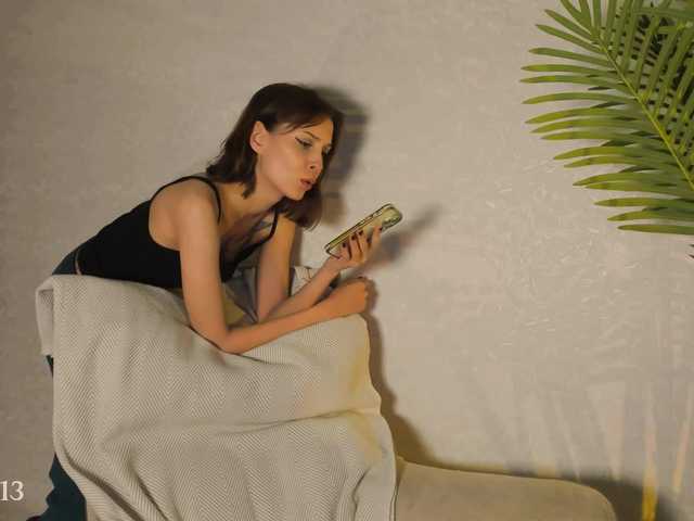 Maribett online show from August 11, 6:43 pm
