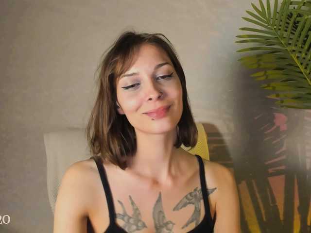 Maribett online show from August 11, 8:55 pm