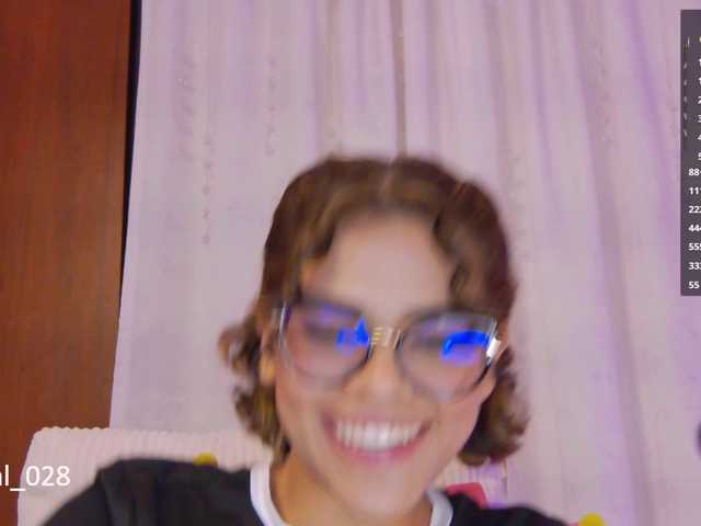 MarilynStone online show from August 5, 1:58 am