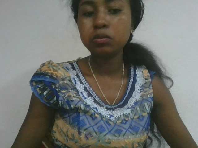 Marinah1a online show from August 11, 4:31 pm