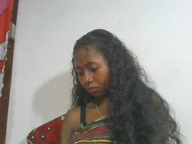 Marinah1a online show from August 13, 7:11 am