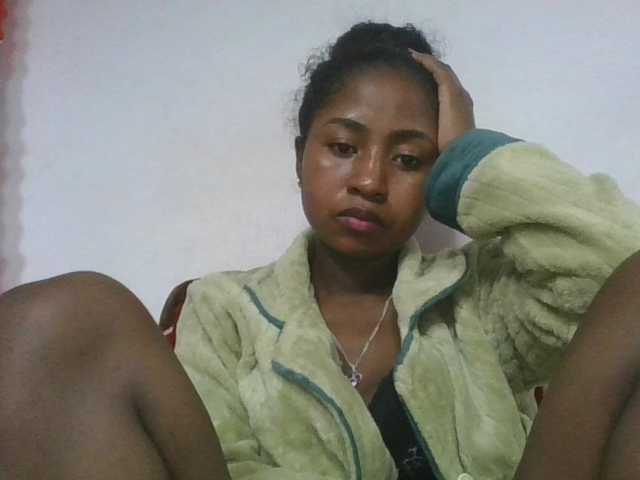 Marinah1a online show from August 14, 7:34 am