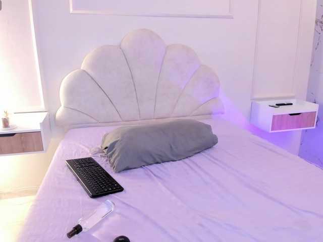 Marirousel online show from August 12, 8:44 pm