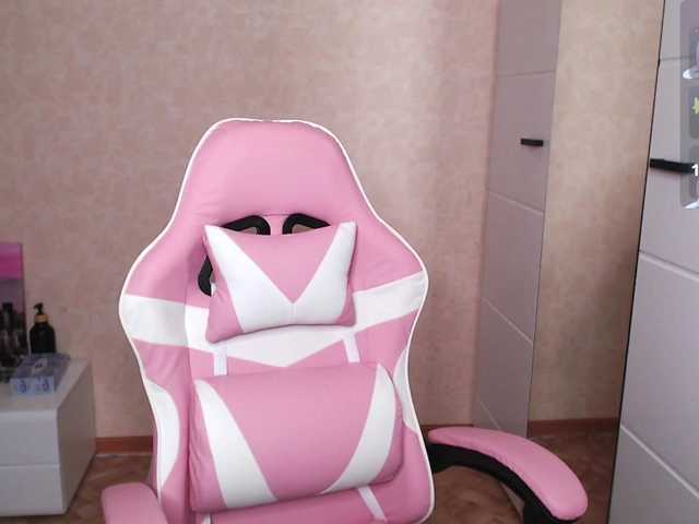 Mary-Kitty online show from July 23, 5:26 pm