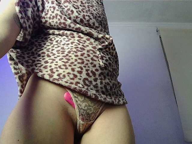 MaryannG online show from August 5, 3:15 am