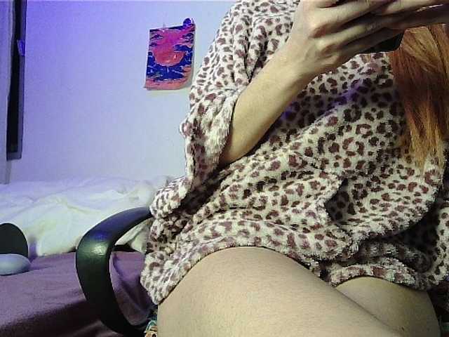 MaryannG online show from August 5, 4:21 am