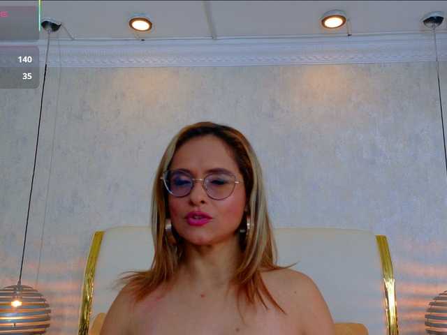 MarylinsVega online show from July 14, 7:13 am