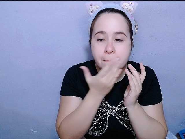 Maxlayla online show from May 23, 6:44 pm