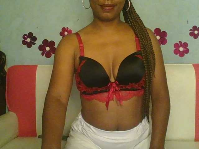 MayaQueen online show from March 17, 3:17 pm
