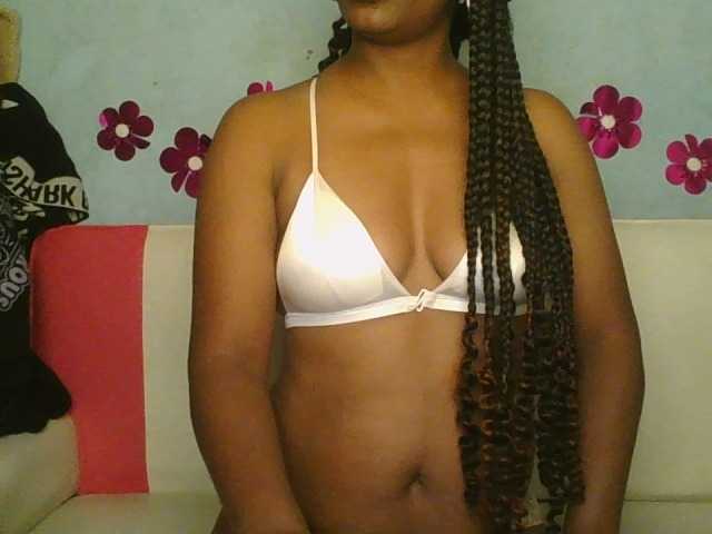 MayaQueen online show from May 19, 3:35 pm