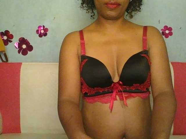 MayaQueen online show from June 22, 3:35 pm