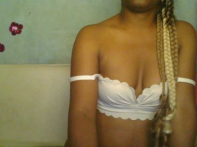 MayaQueen online show from August 13, 4:21 pm