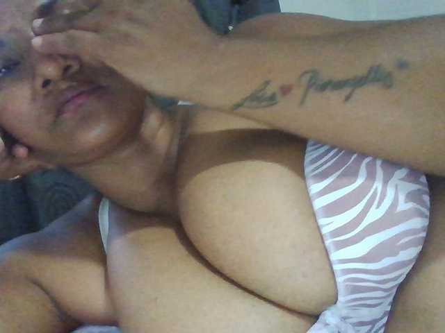 ALEJANDRA07 online show from June 12, 11:12 pm