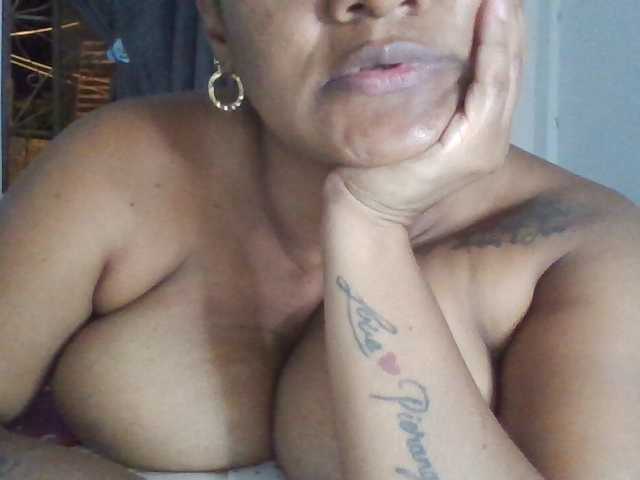 ALEJANDRA07 online show from June 14, 5:37 am