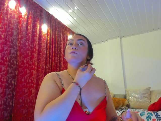 MeganHotCurvy online show from August 15, 12:42 pm