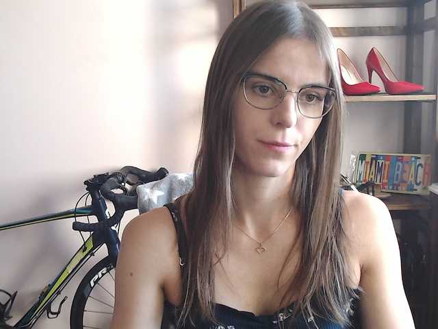 MegiKiss online show from August 9, 7:31 am