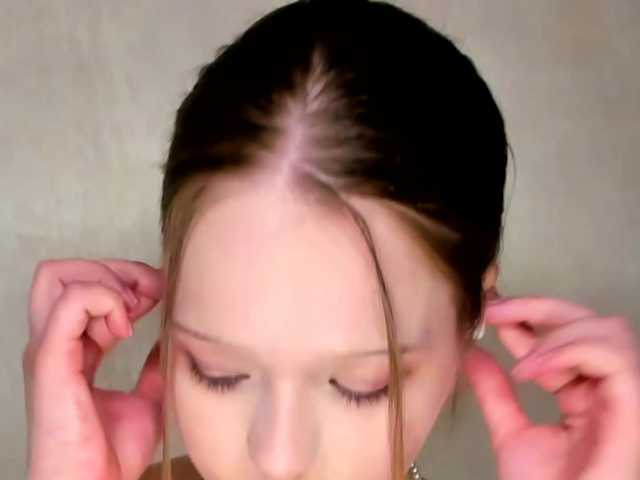 MelMooon online show from July 5, 12:13 am