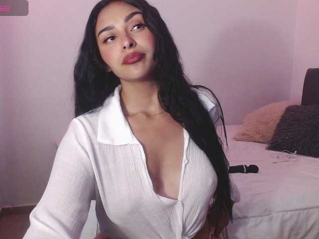 MelaniieJ01 online show from May 27, 10:34 pm