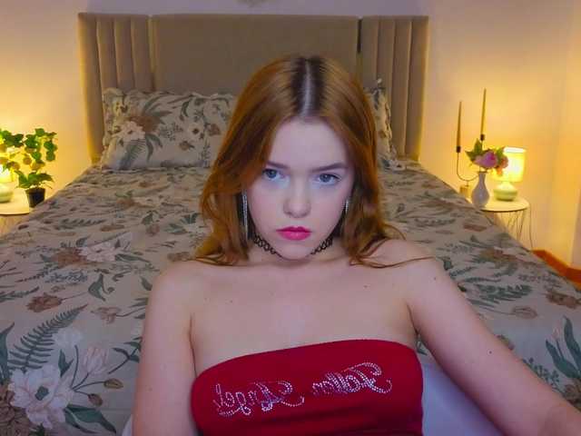 Melissa-me0w online show from August 14, 8:23 pm