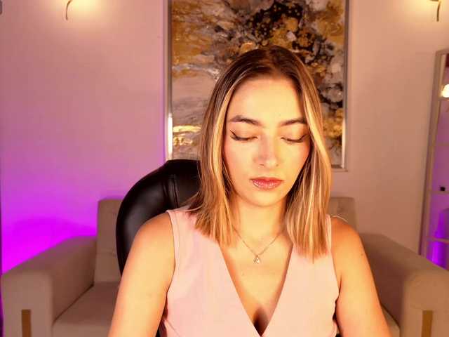 MelissaMoore online show from August 8, 11:21 am