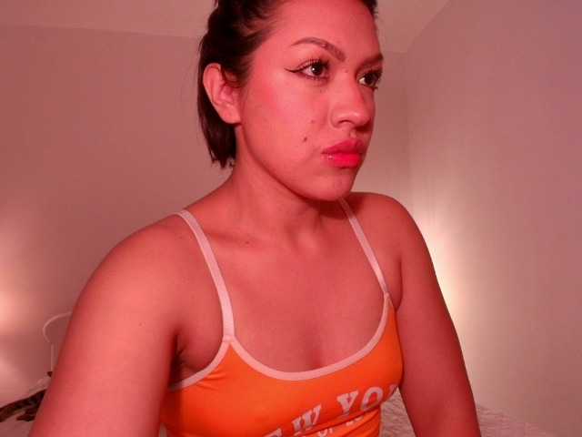 Melyzamek27 online show from August 9, 1:50 am