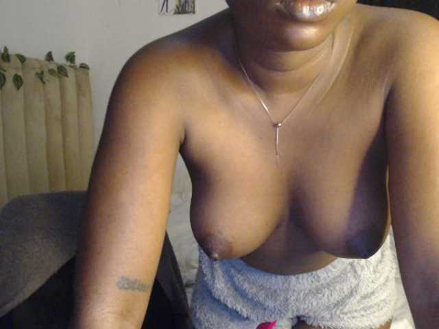 Mia-boobs online show from July 9, 2:27 am