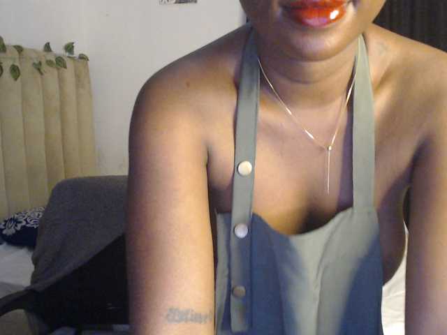 Mia-boobs online show from July 10, 4:51 am