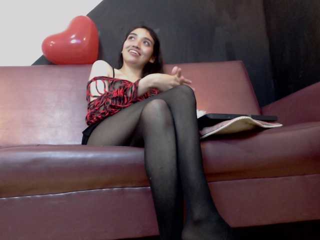 Mia-vance online show from August 15, 3:49 pm