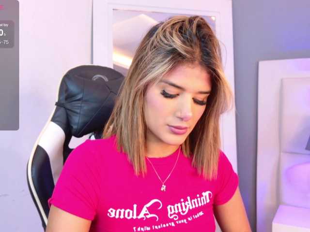 MiaKelsey online show from August 11, 11:07 pm