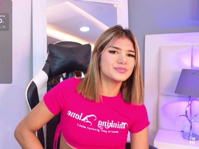 MiaKelsey online show from August 12, 4:37 am