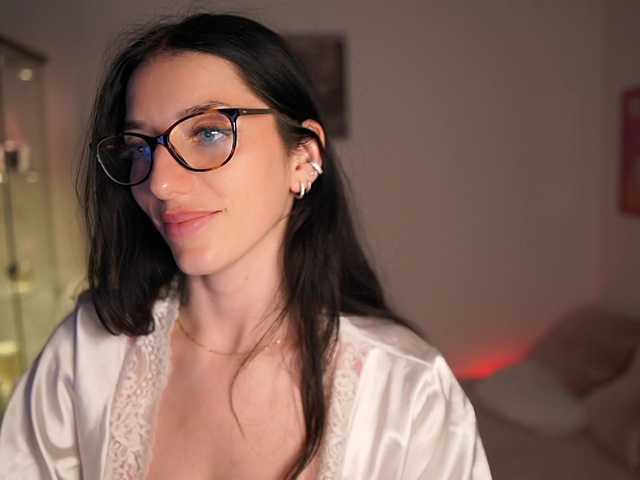 MiaPaloma18 online show from July 14, 10:54 pm