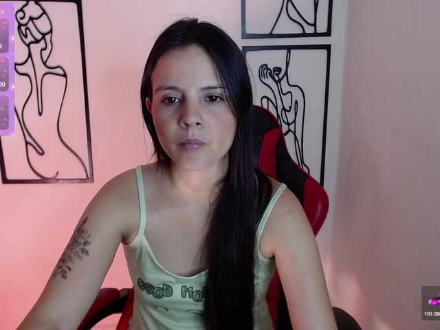 MiaRobinn online show from August 6, 6:34 am