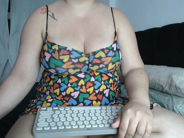 MiaSecret online show from July 28, 10:49 pm