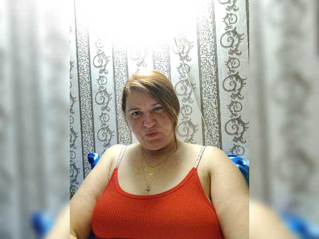 MiaShooter online show from August 2, 7:10 pm
