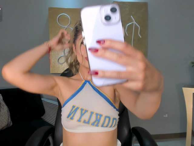 MiaSilvaX online show from August 5, 12:03 pm
