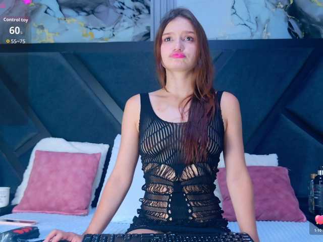 MiaSton online show from August 4, 7:00 pm