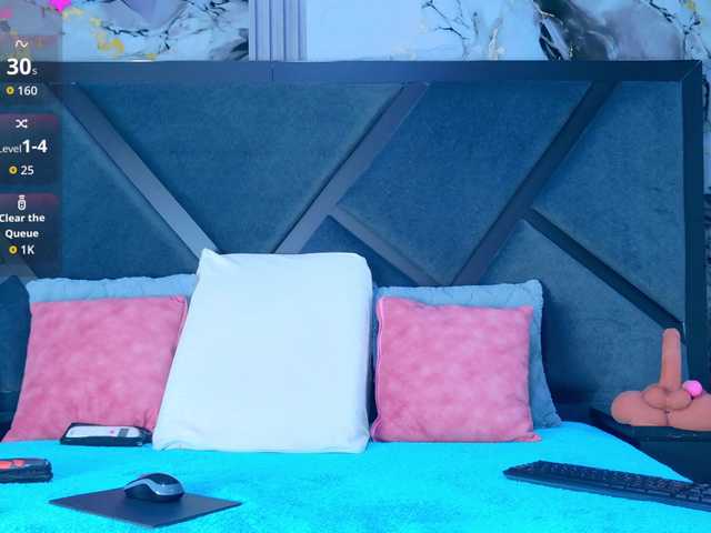 MiaSton online show from August 12, 7:27 pm