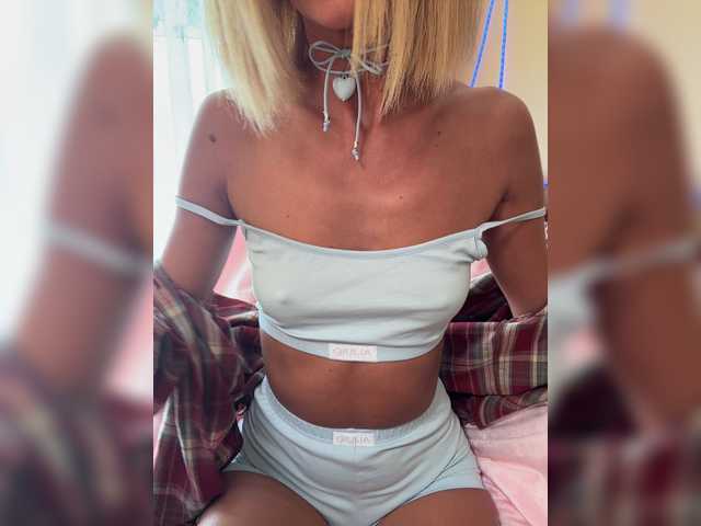 MiaSugar online show from July 22, 1:46 pm