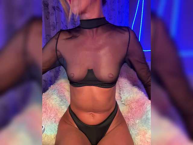 MiaSugar online show from August 3, 6:37 pm