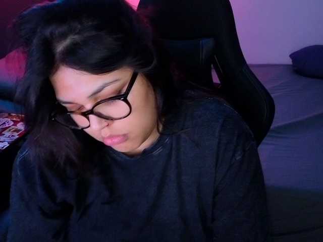 Miacanelaxo online show from August 8, 4:23 am