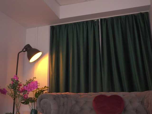 MidnightSeduction online show from August 7, 11:38 pm