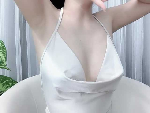 MieChan online show from August 1, 2:50 am