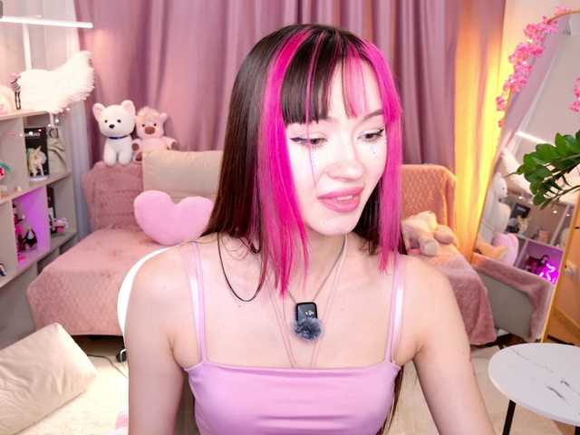 MiiyaCute online show from August 14, 9:29 pm
