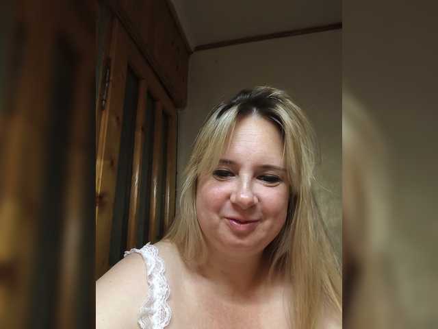 Mila2703 online show from August 11, 11:40 pm